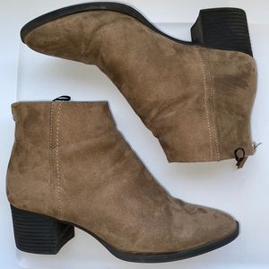 H&M | brown faux suede booties